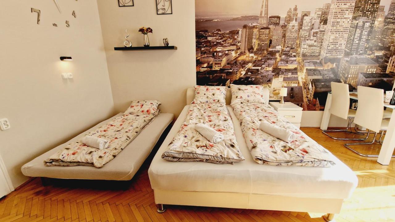 Parliament View Apartment Budapest Exterior foto
