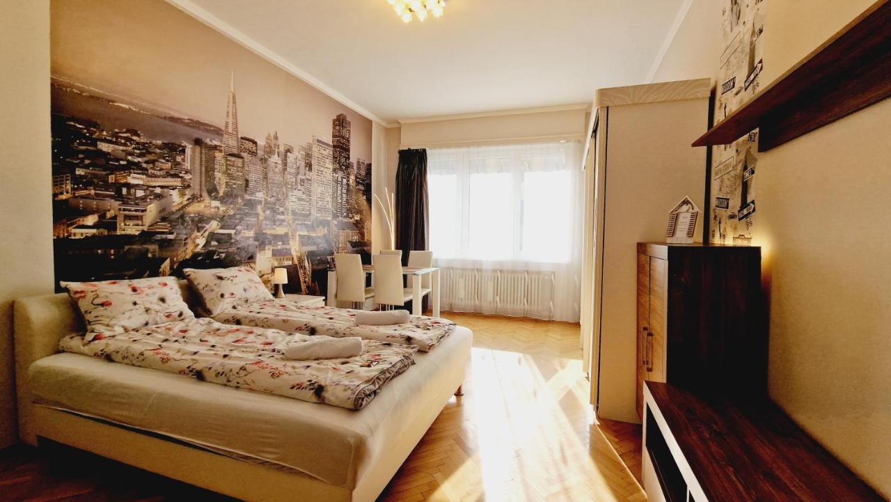 Parliament View Apartment Budapest Exterior foto