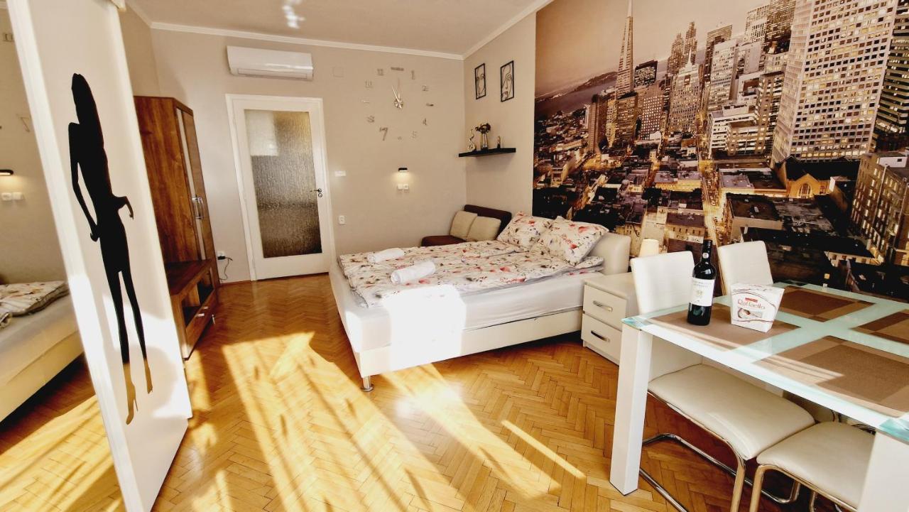 Parliament View Apartment Budapest Exterior foto