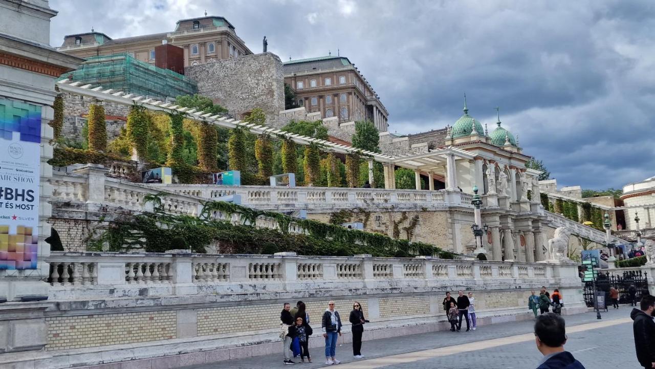 Parliament View Apartment Budapest Exterior foto