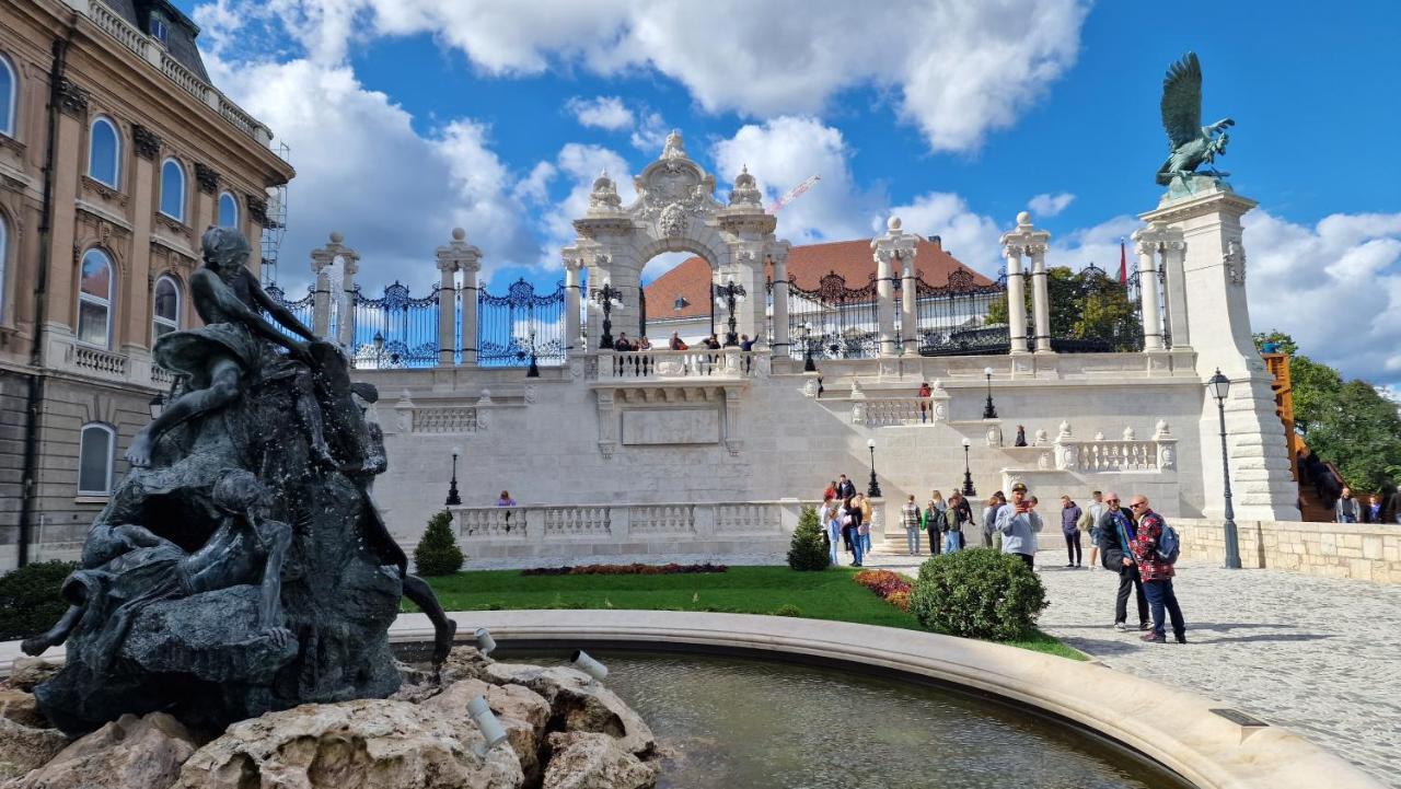 Parliament View Apartment Budapest Exterior foto
